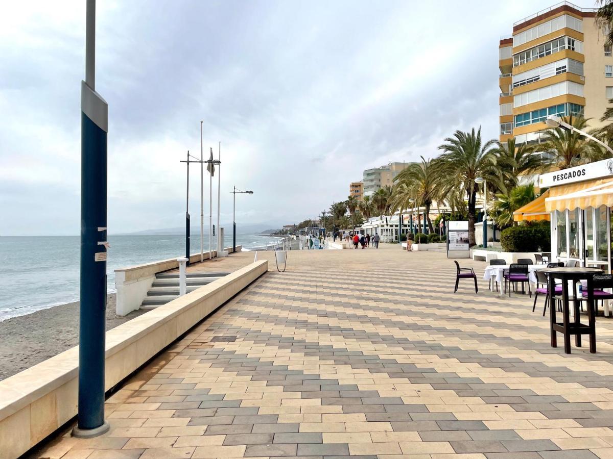 Modern Apartment Steps From The Beach Torrox Exteriör bild